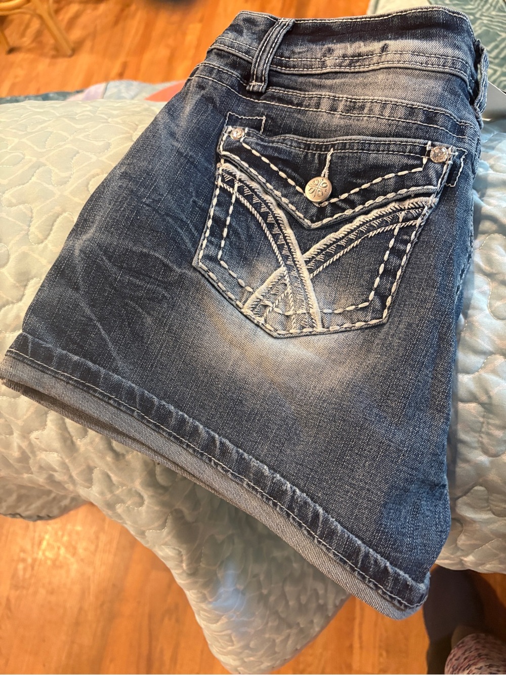 Women’s Distressed Dark Blue Denim Jean Shorts with Embroidered Back Pockets - Picture 5 of 14